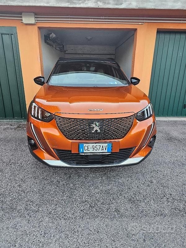 Usata Peugeot e-2008 GT 100 kW (136 CV) 2021 SUV