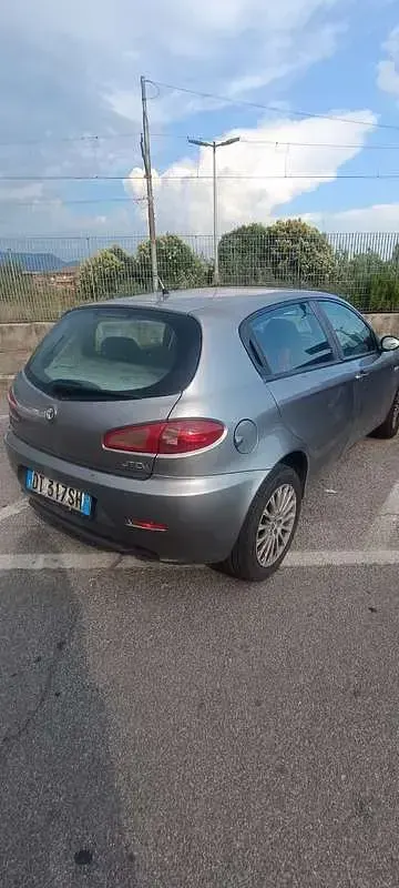 Usata Alfa Romeo 147 Distinctive 150 CV (110 kW) 2007 Utilitaria