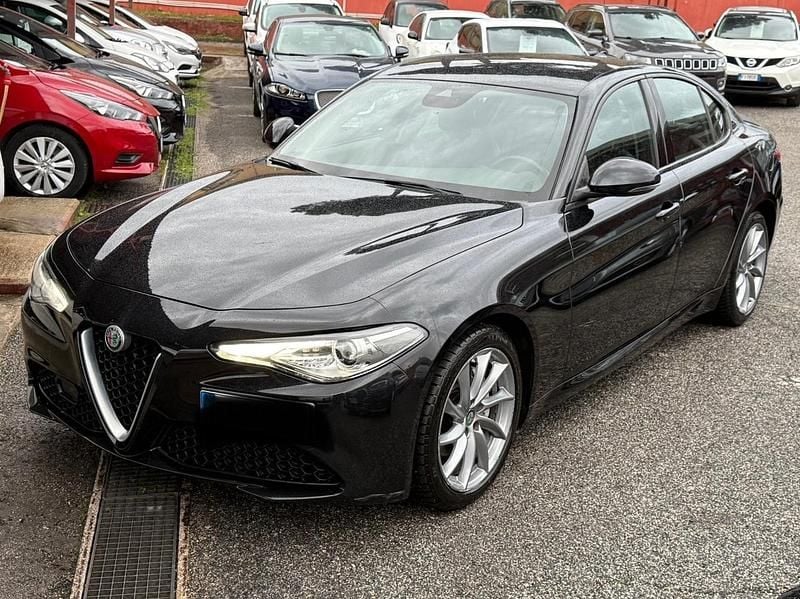 Usata Alfa Romeo Giulia Tech Edition 160 CV (117 kW) 2019 Nero Berlina