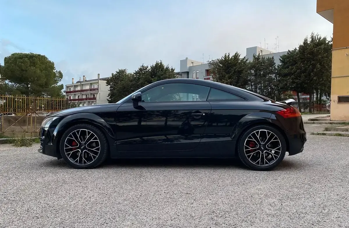 Usata Audi TT 160 CV (117 kW) 2010 Nero Coupé