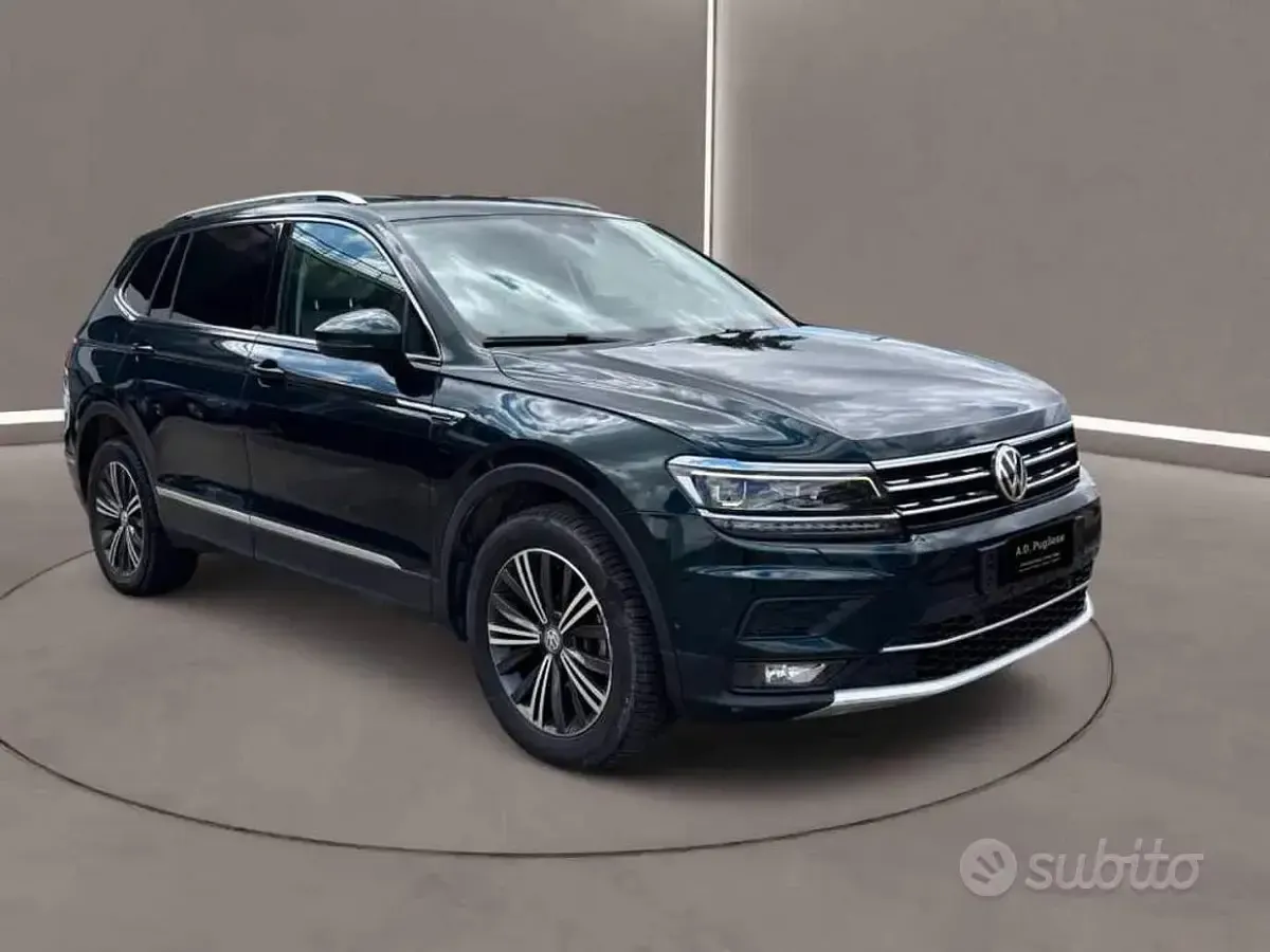 Usata VW Tiguan Allspace 150 CV (110 kW) 2018 Verde SUV