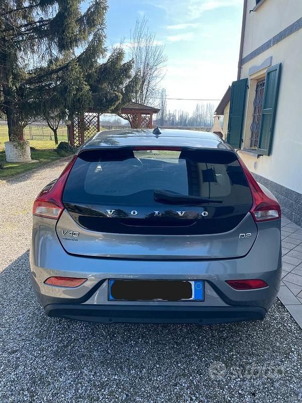 Occasion Volvo V40 Business Edition 115 ch (84 kW) 2014 Gris Berline
