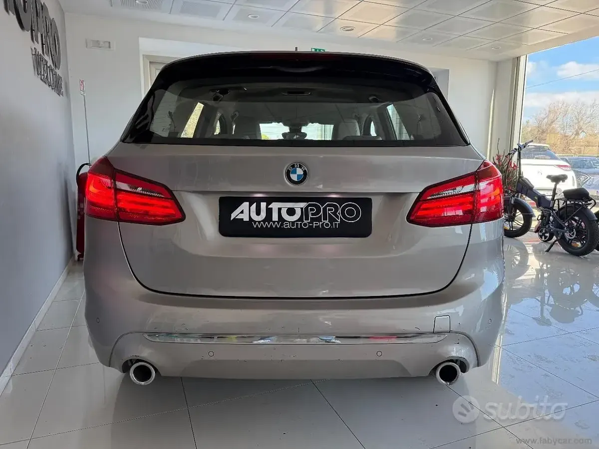 Usata BMW 218 Active Tourer Luxury Line 150 CV (110 kW) 2021 Monovolume