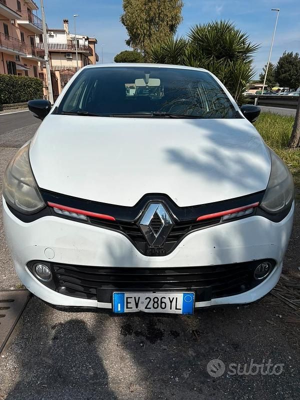Usata Renault Clio IV 90 CV (66 kW) 2014 Bianco Utilitaria