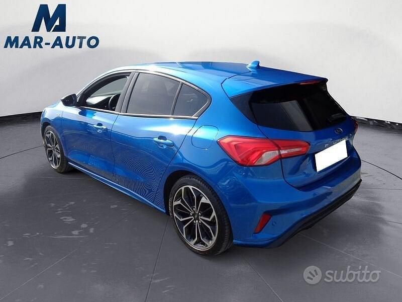 Usata Ford Focus ST-Line 125 CV (91 kW) 2020 Blu Berlina