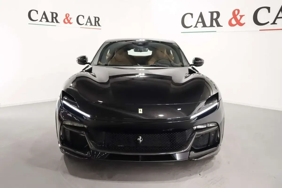 Nuova Ferrari Purosangue 725 CV (533 kW) 2026 Nero SUV