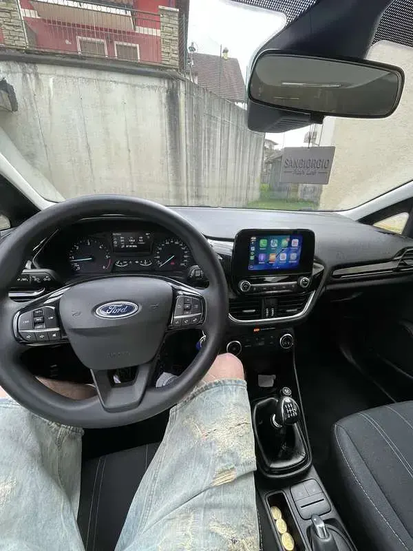 Usata Ford Fiesta 75 CV (55 kW) 2017 Utilitaria