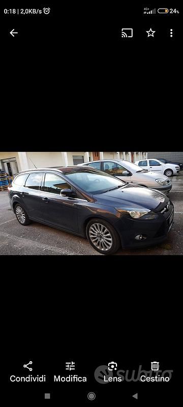 Usata Ford Focus Titanium 115 CV (84 kW) 2011 Blu Station wagon