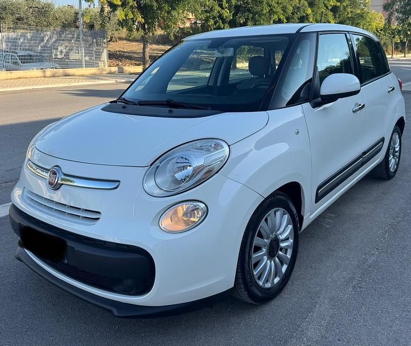 Usata Fiat 500L Lounge 95 CV (69 kW) 2017 Bianco Monovolume