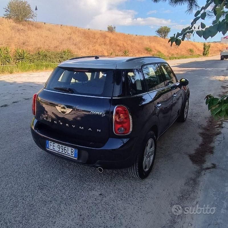Usata Mini Cooper D Countryman Business 111 CV (81 kW) 2016 Blu SUV