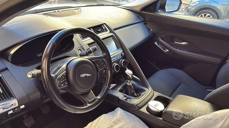 Usata Jaguar E-Pace 150 CV (110 kW) 2020 Bianco SUV
