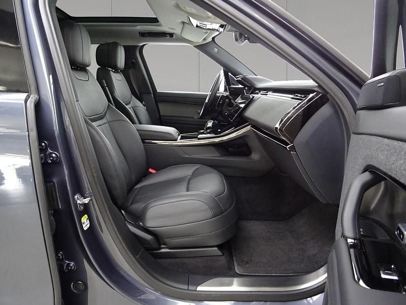 Gebraucht Land Rover Range Rover Sport SE 249 PS (183 kW) 2024 Blau SUV