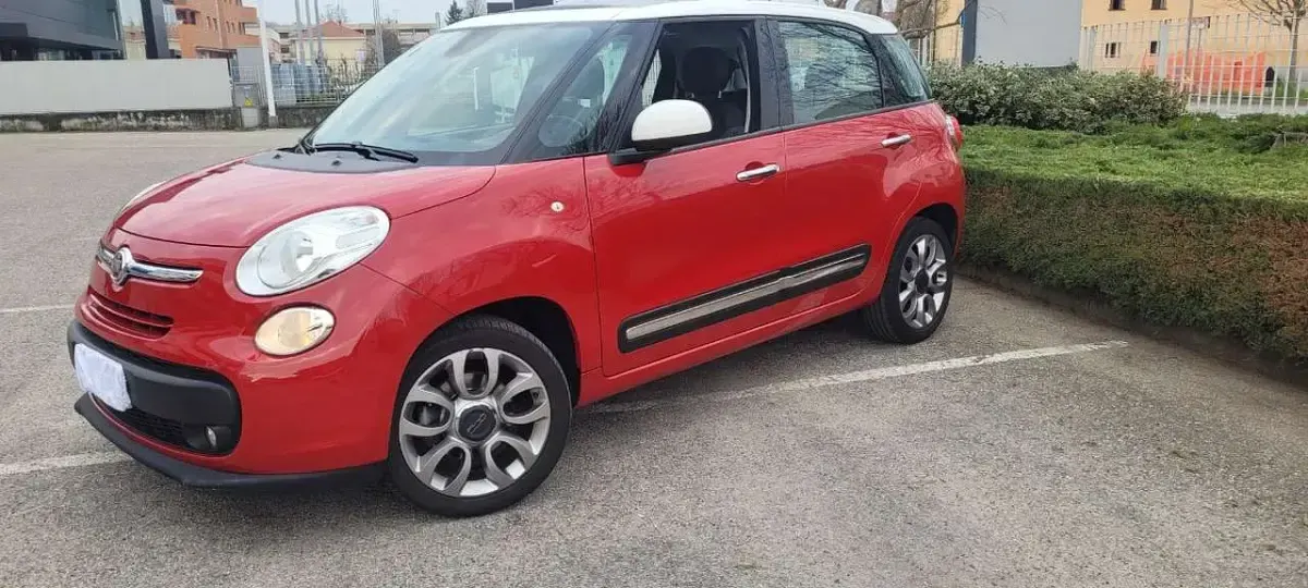 Usata Fiat 500L Lounge 105 CV (77 kW) 2013 Other Monovolume