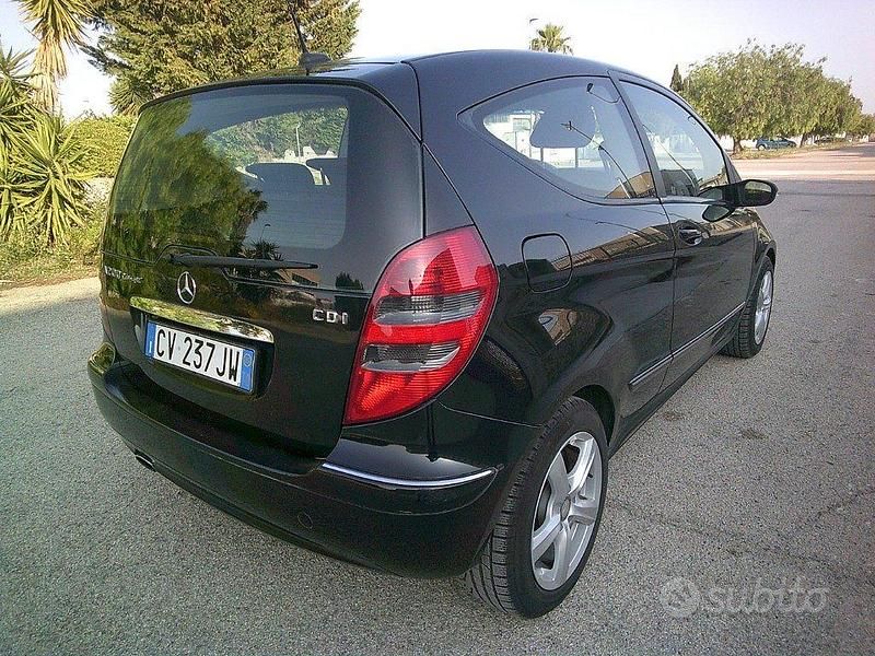 Usata Mercedes A200 Avantgarde 140 CV (102 kW) 2005 Nero Coupé