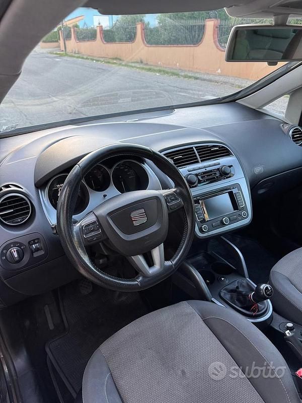 Usata Seat Altea 105 CV (77 kW) 2010 Monovolume