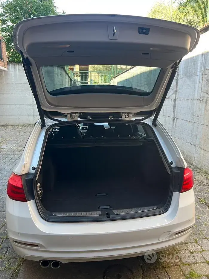 Usata BMW 320 Advantage 190 CV (139 kW) 2018 Bianco Station wagon