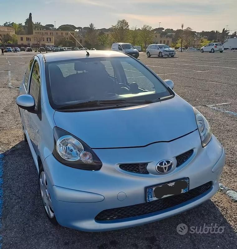 Usata Toyota Aygo 67 CV (49 kW) 2007 Utilitaria