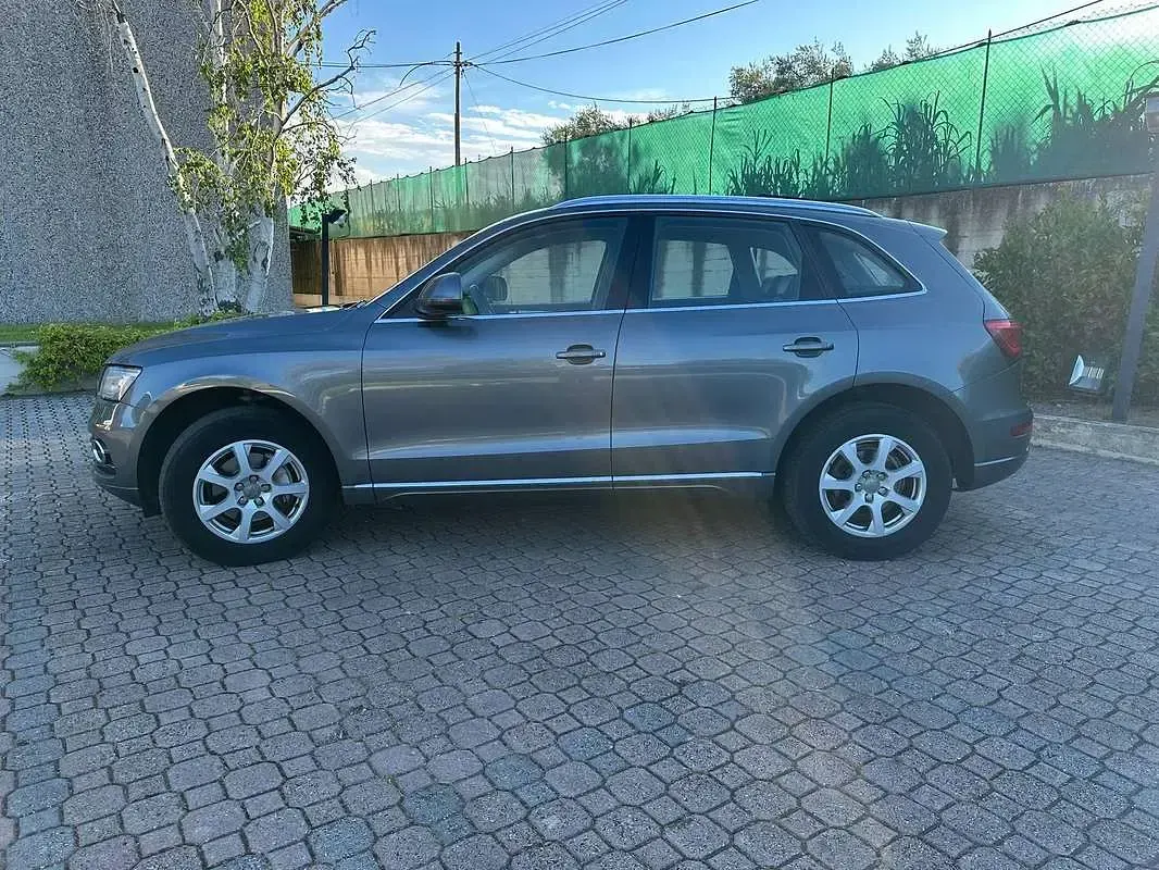 Usata Audi Q5 Comfort 177 CV (130 kW) 2013 Grigio SUV