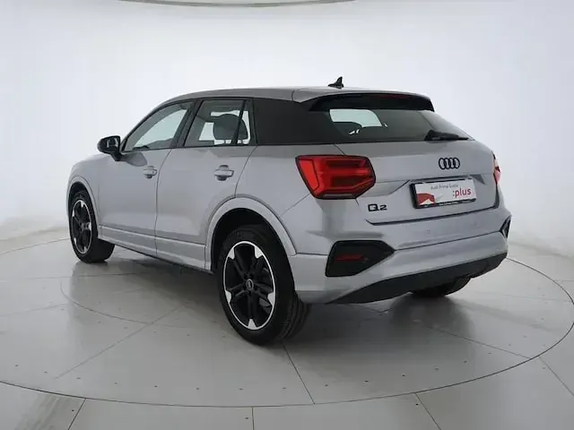 Usata Audi Q2 Business Plus 116 CV (85 kW) 2022 Argento fioretto metallizzato SUV