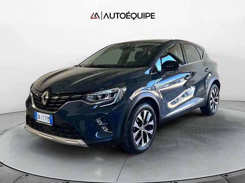 Usata Renault Captur Techno 101 CV (74 kW) 2023 Blu/azzurro SUV