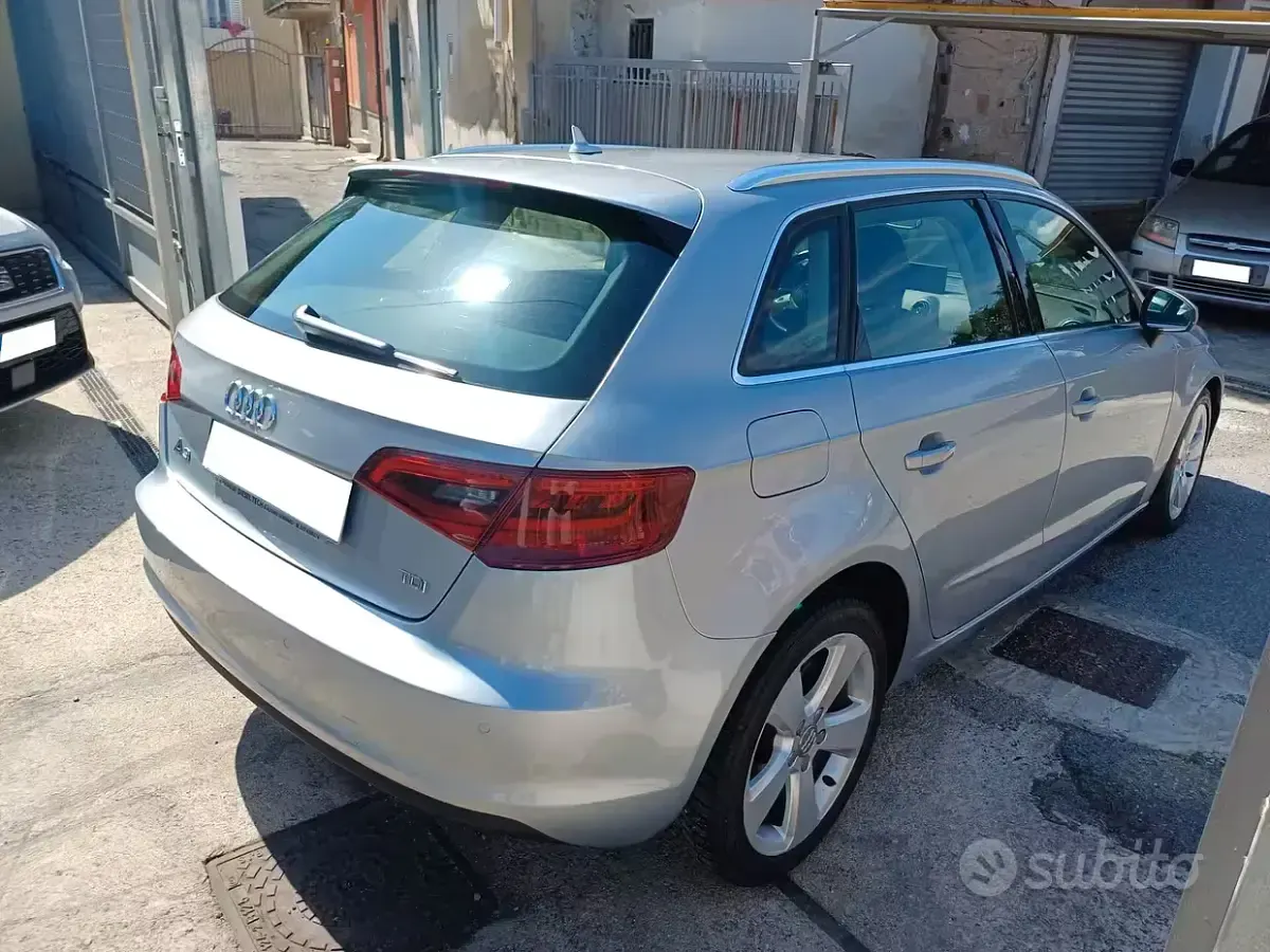 Usata Audi A3 Ambition 110 CV (80 kW) 2014 Grigio Berlina