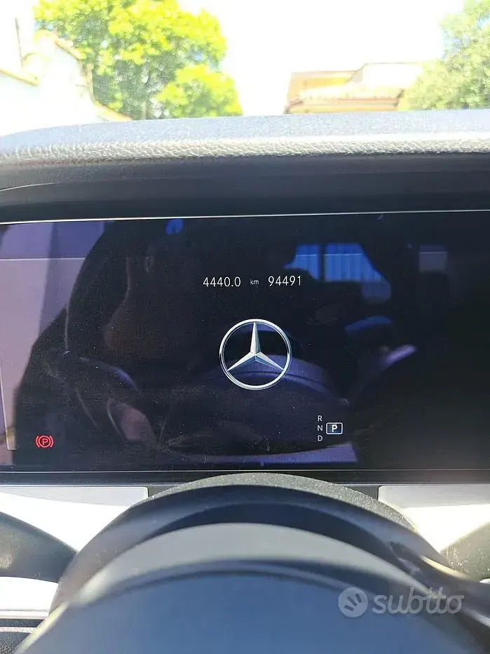 Usata Mercedes E200 2023 Nero Berlina