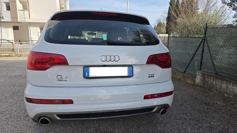 Usata Audi Q7 Advanced Plus 245 CV (180 kW) 2013 Bianco SUV