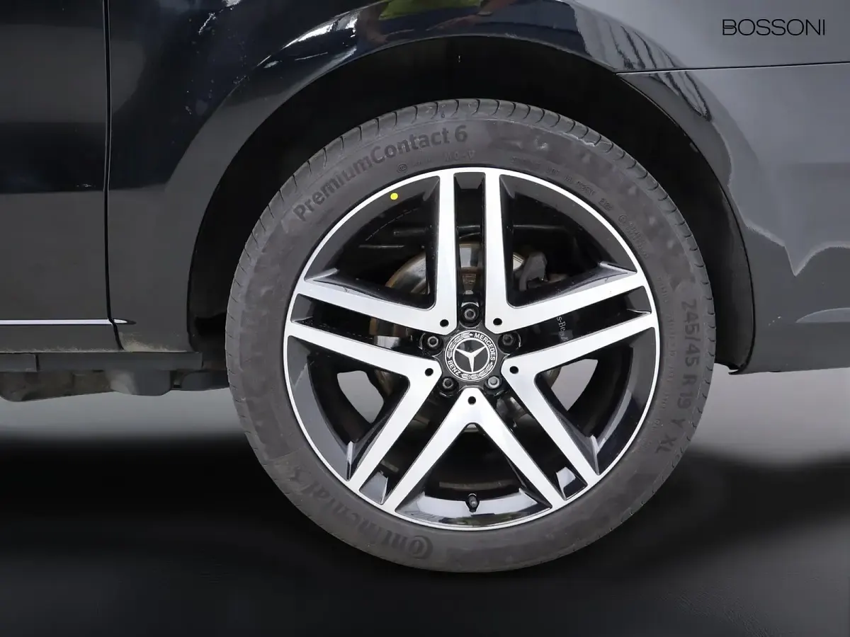 Usata Mercedes V250 Premium 190 CV (139 kW) 2022 Nero Monovolume