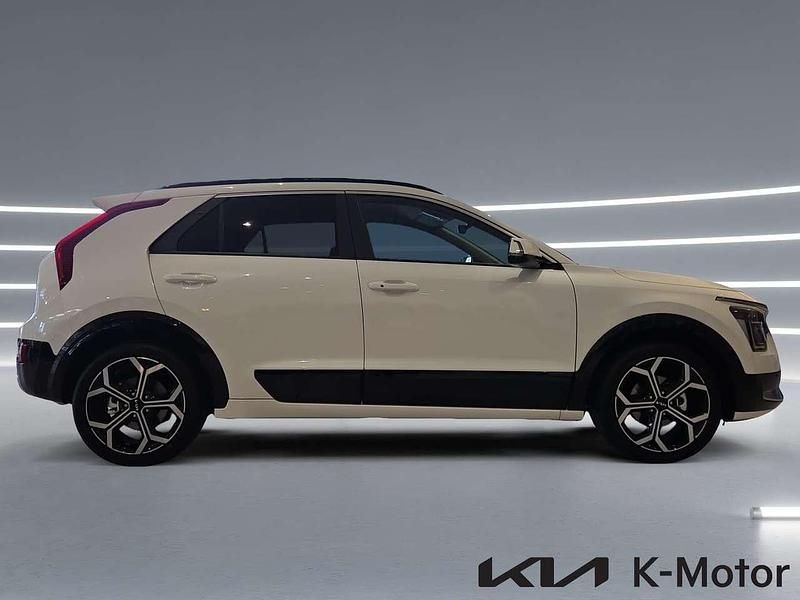 Nuova Kia Niro 129 CV (94 kW) 2025 Snow white pearl (swp) SUV