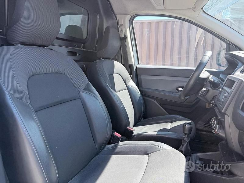 Usata Renault Express 95 CV (69 kW) 2022 Bianco Monovolume