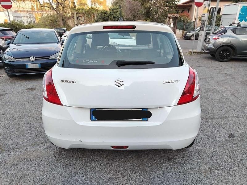 Usata Suzuki Swift 94 CV (69 kW) 2016 Bianco Utilitaria