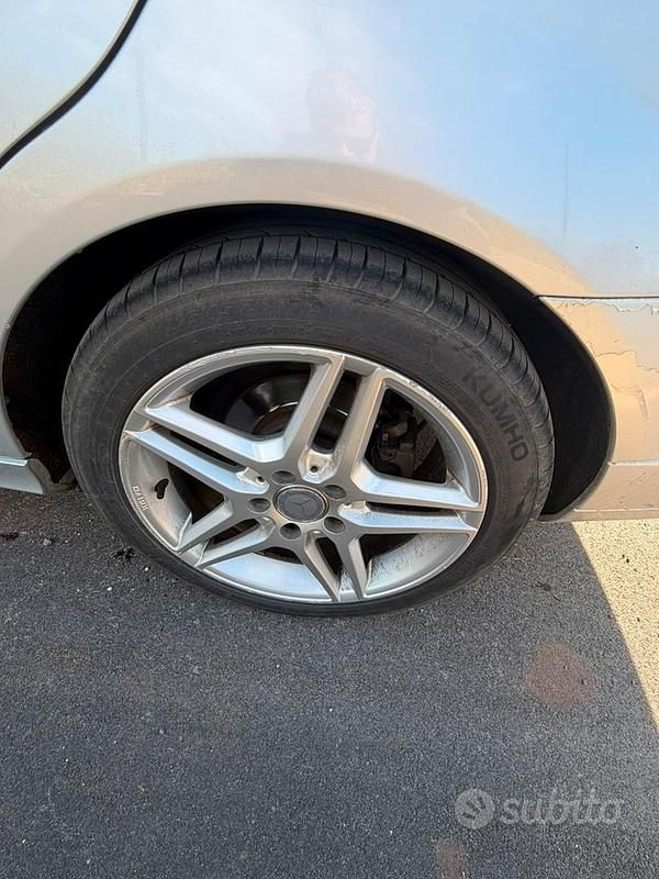 Usata Mercedes C200 2008 Grigio Berlina