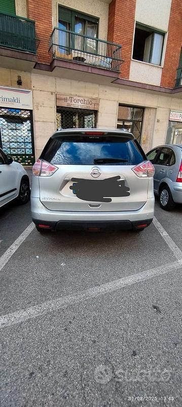 Argento Usata 2016 Nissan X-Trail Tekna SUV | 10.500 € (Ottimo prezzo) - Immagine 1/4