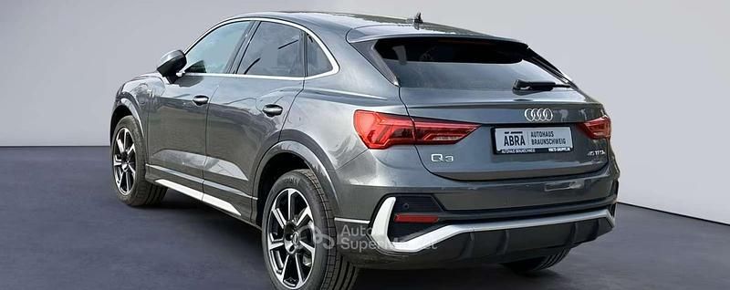 Usata Audi Q3 Sportback S-Line 150 CV (110 kW) 2022 Grigio SUV