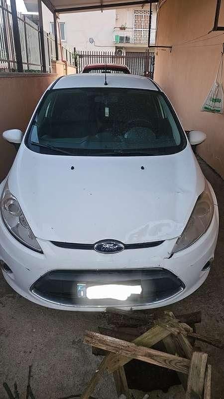 Usata Ford Fiesta Titanium 71 CV (52 kW) 2011 Berlina