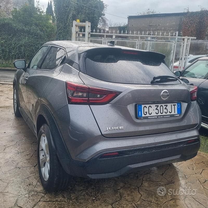 Usata Nissan Juke Tekna 117 CV (86 kW) 2020 Grigio SUV