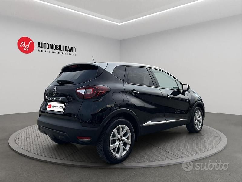 Usata Renault Captur Business 90 CV (66 kW) 2019 Grigio SUV