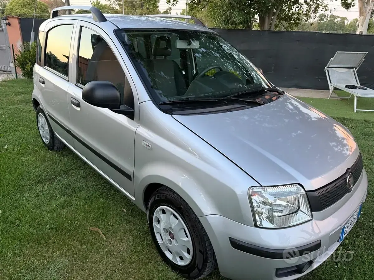 Usata Fiat Panda Easy 69 CV (50 kW) 2012 Argento Utilitaria