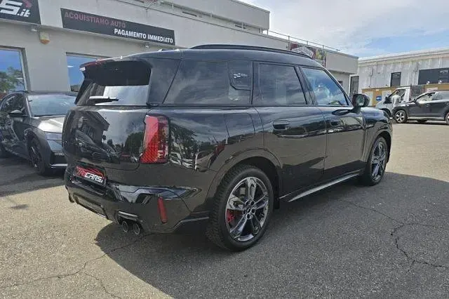 Usata Mini John Cooper Works Countryman 300 CV (220 kW) 2024 Nero SUV