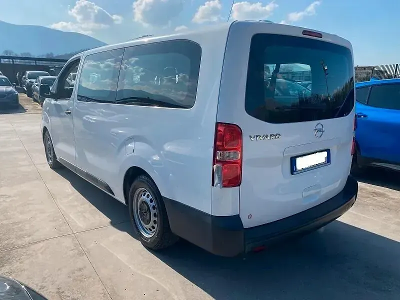 Usata Opel Vivaro-e Combi S 119 CV (87 kW) 2021 Bianco Monovolume