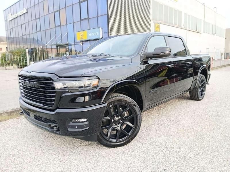 Nuova RAM 1500 421 CV (309 kW) 2026 Nero Pick-up