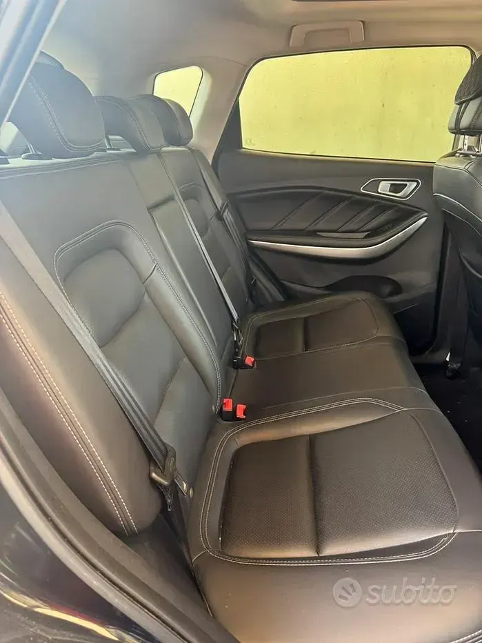 Usata DR F35 154 CV (113 kW) 2022 Nero SUV