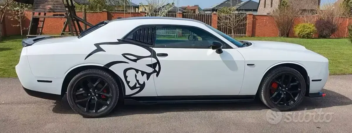 Usata Dodge Challenger 309 CV (227 kW) 2020 Bianco Coupé