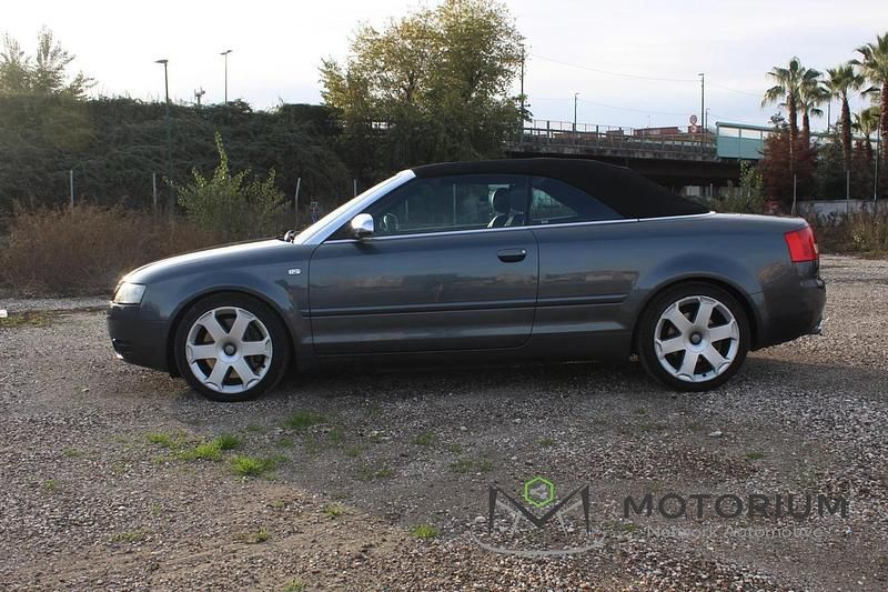 Usata Audi A4 343 CV (252 kW) 2005 Giallo Cabrio