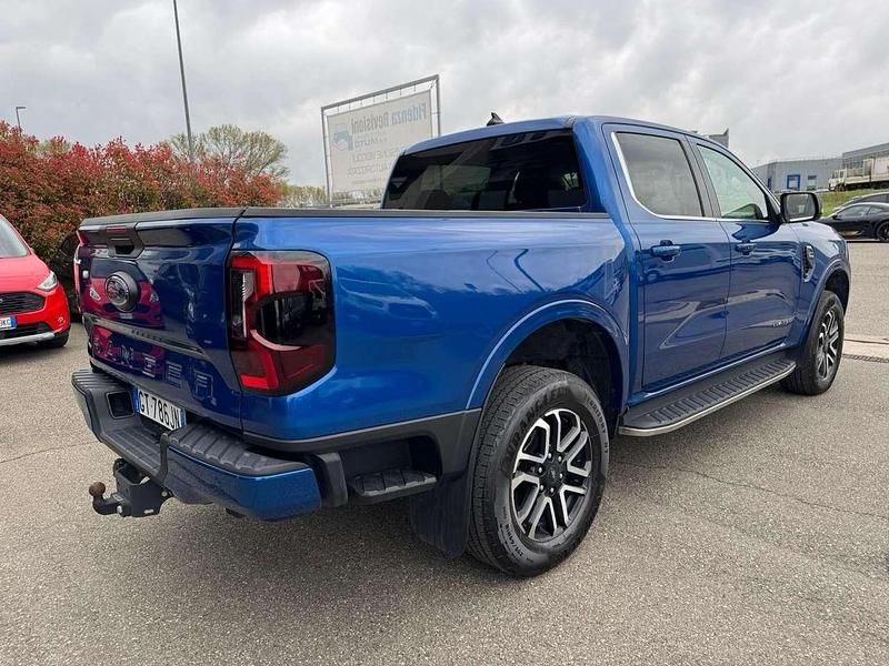 Usata Ford Ranger Limited 205 CV (150 kW) 2024 Blue lightning Pick-up