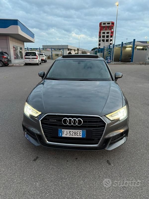 Usata Audi A3 Comfort 184 CV (135 kW) 2018 Grigio Berlina