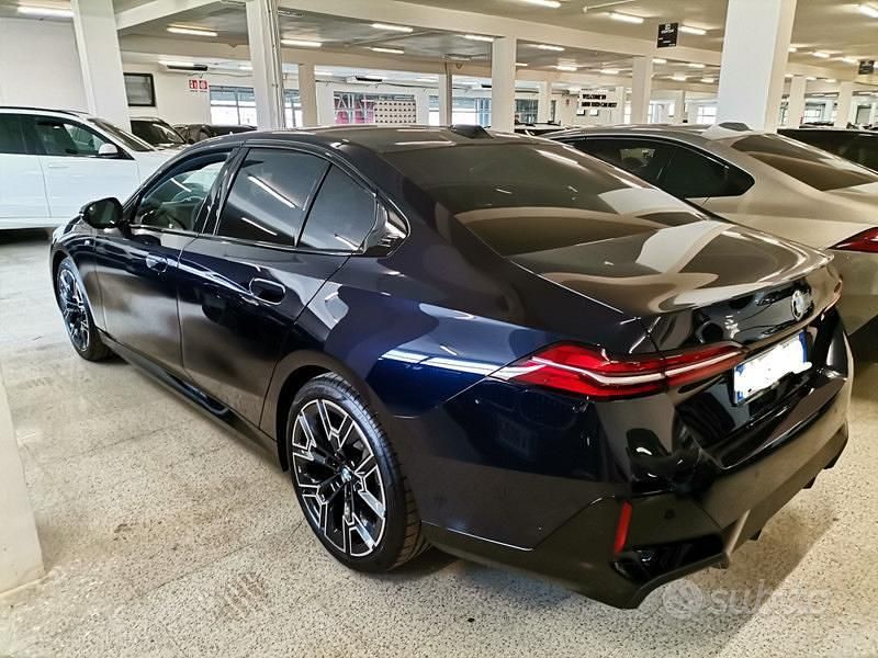 Usata BMW 520 M Sport 197 CV (144 kW) 2023 Nero Berlina