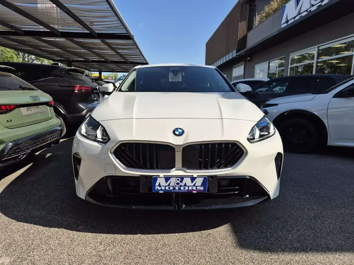 Usata BMW 118 M Sport 150 CV (110 kW) 2025 Bianco Utilitaria
