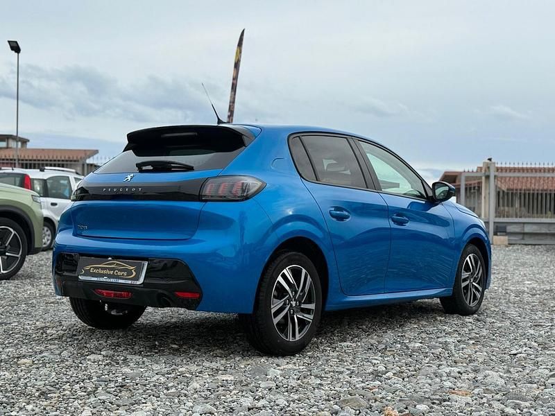 Usata Peugeot 208 GT 101 CV (74 kW) 2022 Blu Utilitaria
