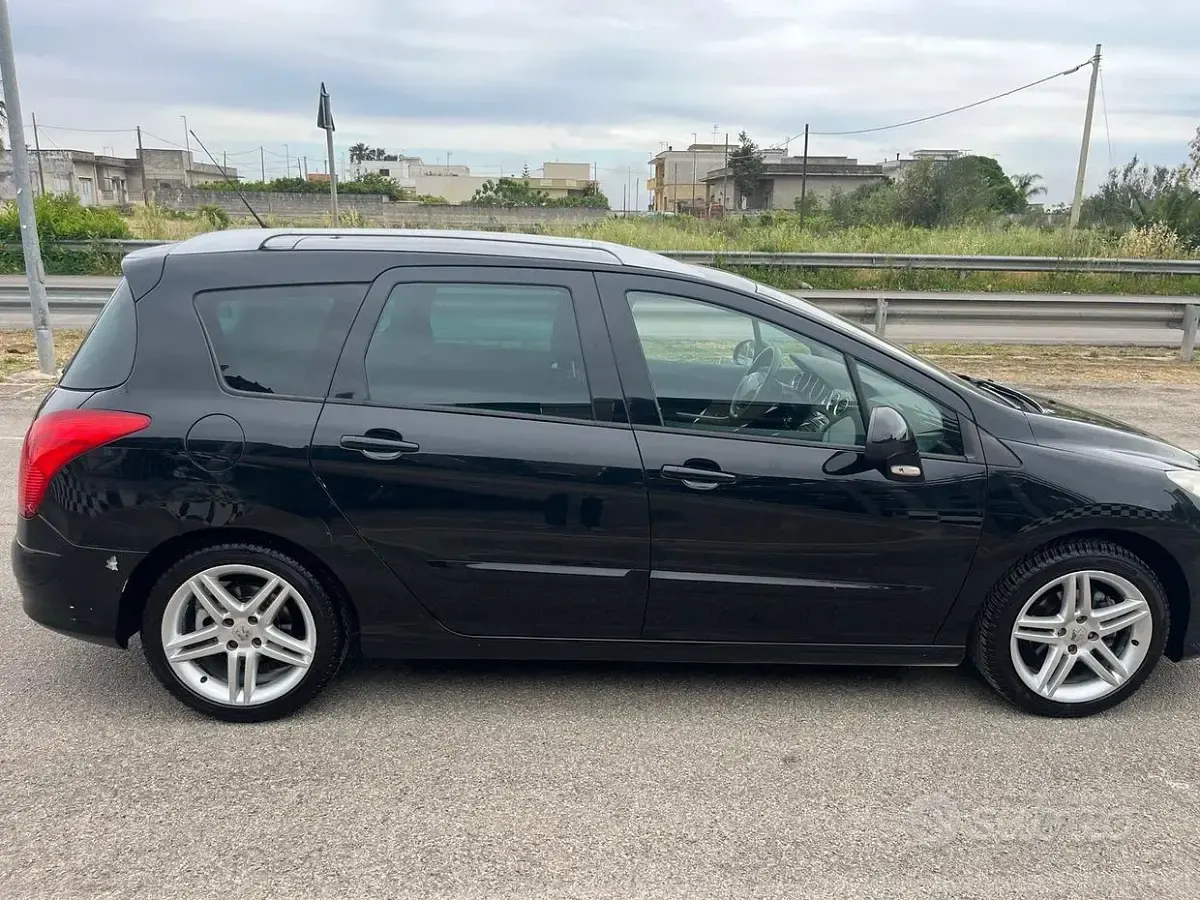 Usata Peugeot 308 112 CV (82 kW) 2011 Nero Station wagon